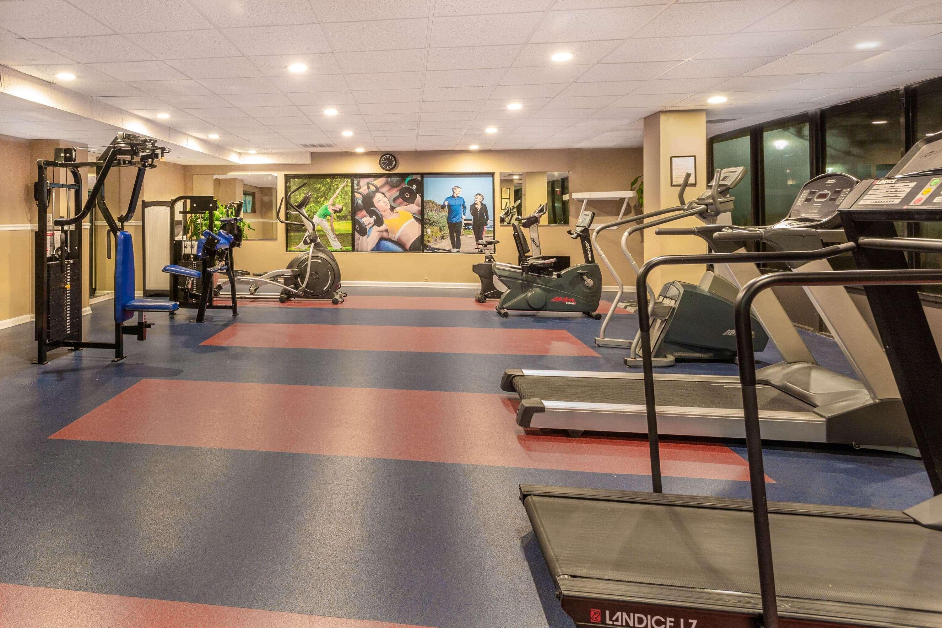 Ramada Plaza By Wyndham Virginia Beach Oceanfront Екстер'єр фото
